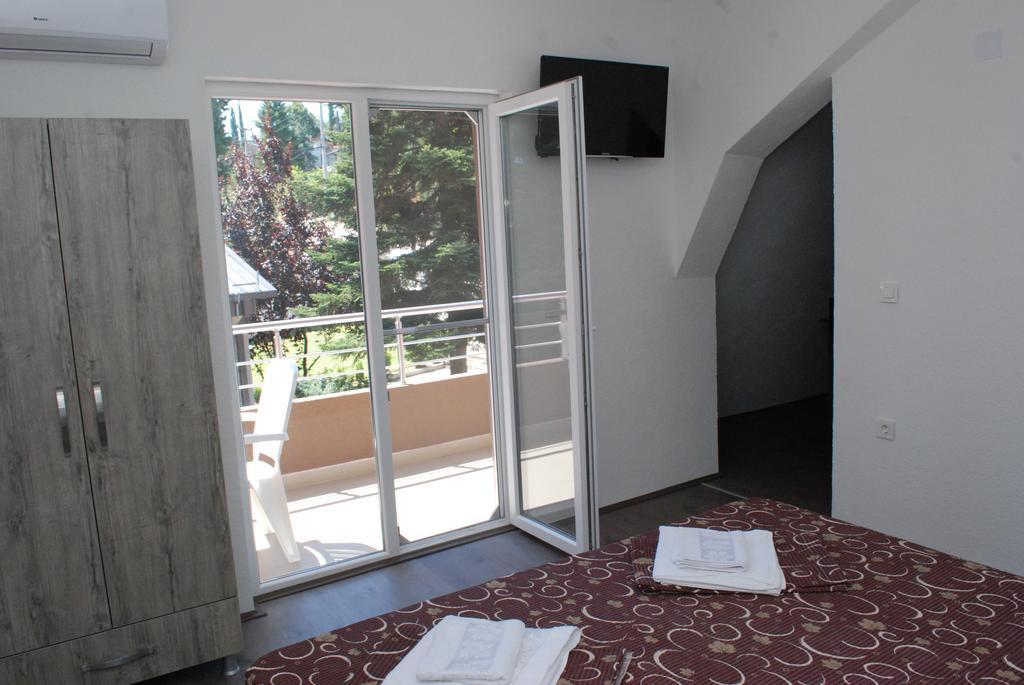 Madzar Apartments Dojran Exterior photo