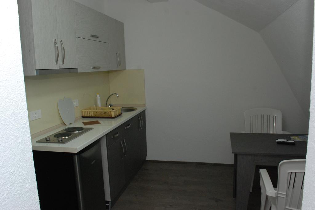 Madzar Apartments Dojran Exterior photo